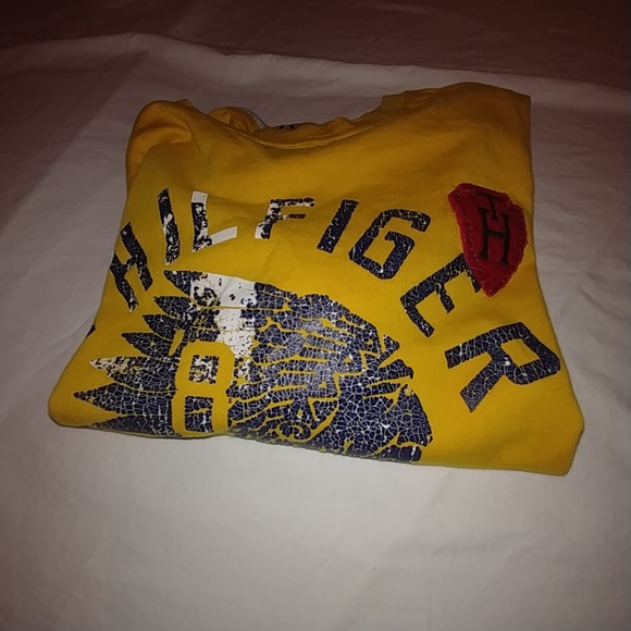 🔥🔥Tommy Hilfiger Native American Tee🔥🔥🔥 - Picture 6 of 8